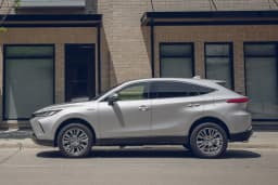 TOYOTA VENZA thumbnail 1